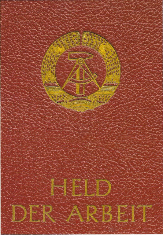 Postkarte"Held der Arbeit"